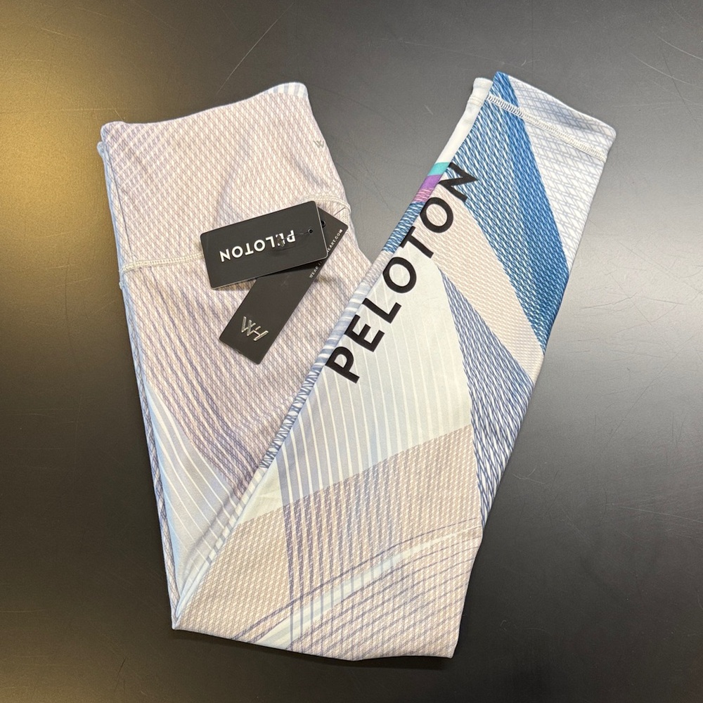 NWT Peloton Sails High Waist Leggings - Size Large